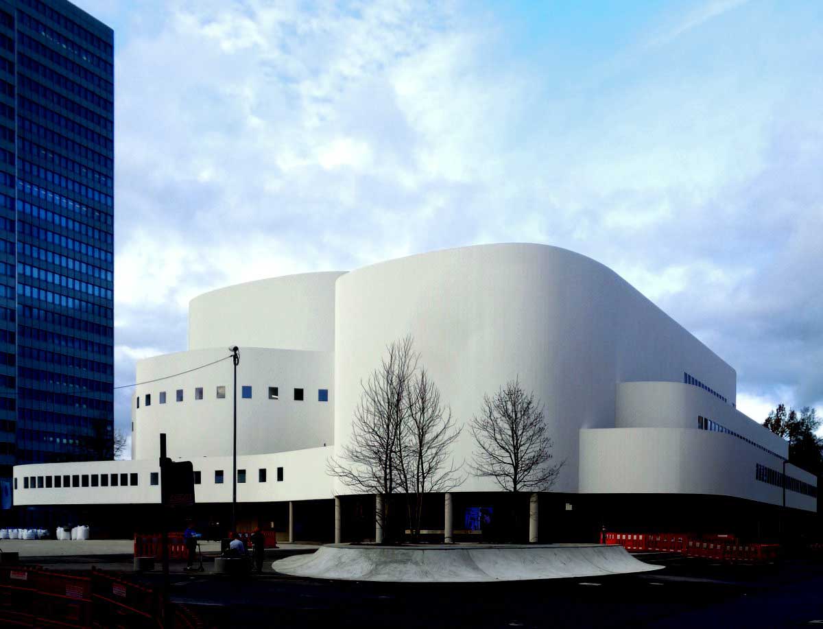 Das Schauspielhaus Düsseldorf nach Sanierung